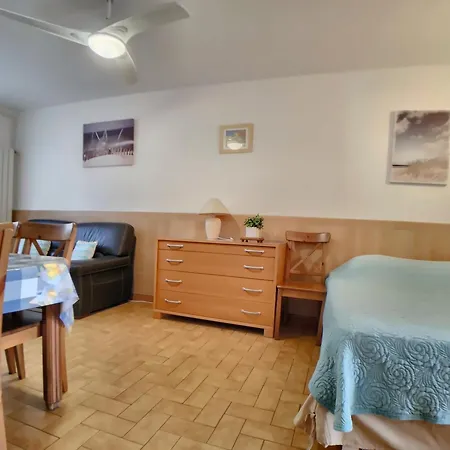 Apartment 6 Pers, Jardinet Privatif, Wifi - Fr-1-475-145 *